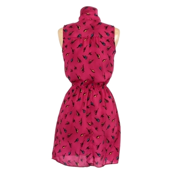 Accidentally in Love Bird Print Sleeveless Dress Size Medium - Picture 2 of 2
